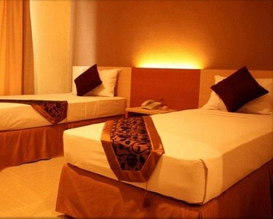 Hotel Delta Sinar Mayang Sidoarjo Dış mekan fotoğraf